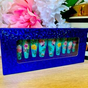 Nail Art & Co.: Press On Nails Turquoise Coffin 2